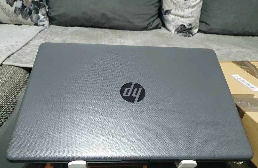 Meluncur dengan Harga Merakyat, HP 255 G8 RYZEN 5 5500 Laptop Bawa Layar Anti-Glare dan Color Gamut