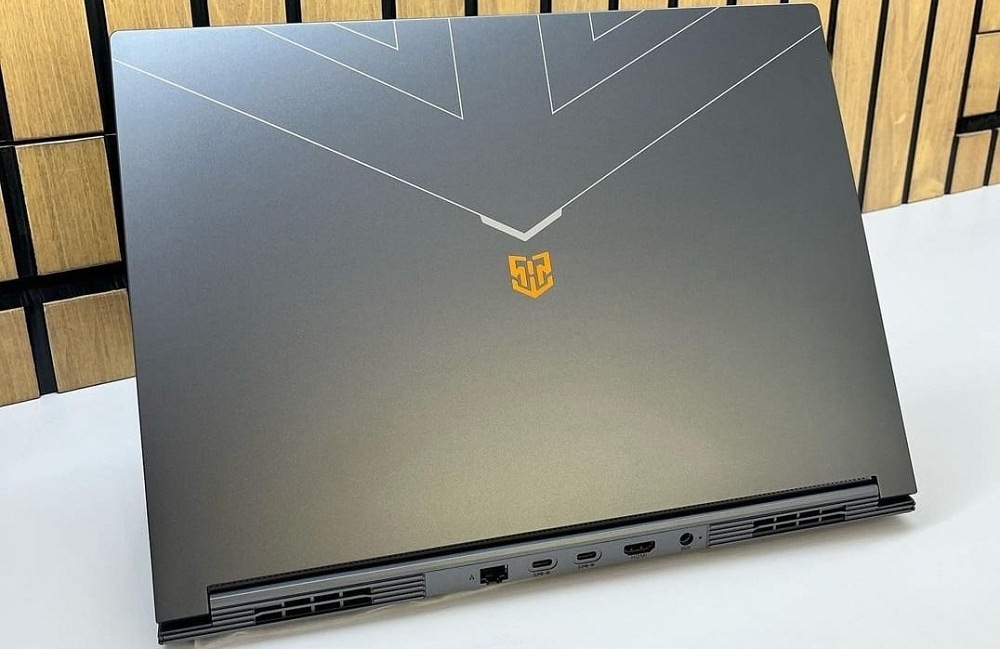 Review Advan Pixelwar: Laptop Game dengan Harga Murah, Layar Memanjakan Mata 