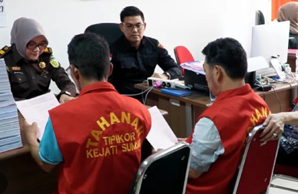 OTT Korupsi Pemerasan Rp7 Juta Per Kades di Kantor Camat Lahat Lanjut Masuk ke Tahap II