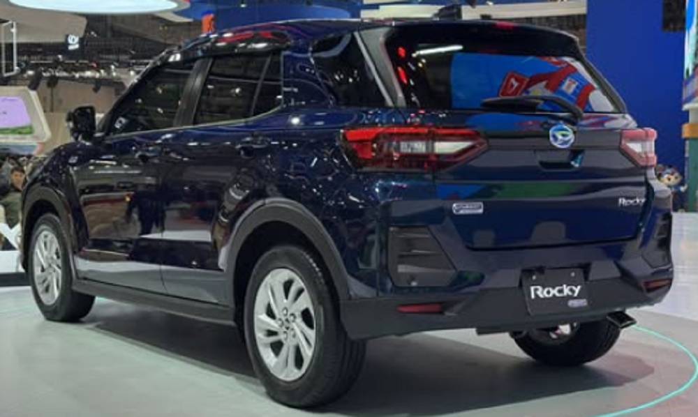 Berikut Perbedaan Daihatsu Rocky Hybrid dan Daihatsu Rocky Non-Hybrid, Simak Penjelasannya