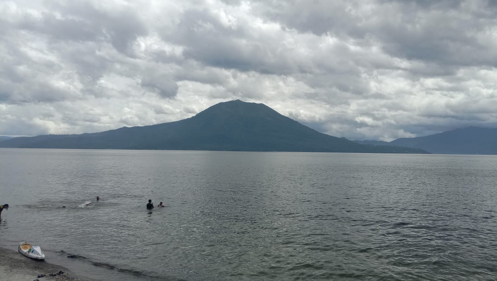 Tak Pernah Bosan, Wisata Danau Ranau Makin Mempesona
