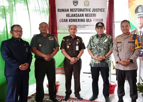 Kajari OKU Timur Resmikan Restorative Justice di BMT, Enos : Ini Inovasi Luar Biasa