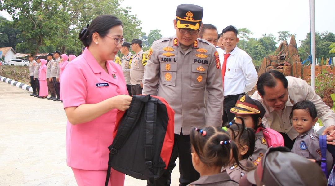 Kapolres OKU Timur AKBP Adik Listiyono: Polisinya Rakyat itu Sederhana Tidak Hedonis