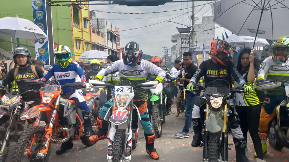 Ribuan Rider Taklukan Kawasan Hutan dan Alam OKU Selatan