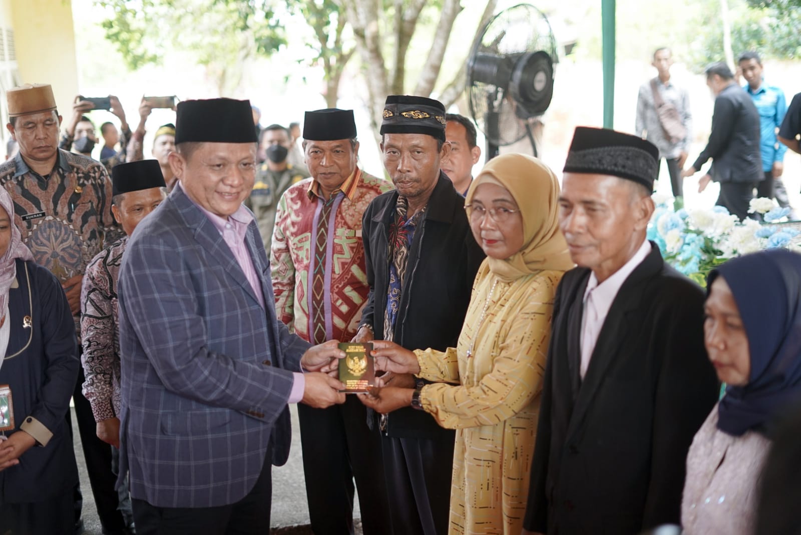 Diakhiri di Zona IV, Bupati Enos Tutup Rangkaian Sidang Isbat Nikah Tahun 2022