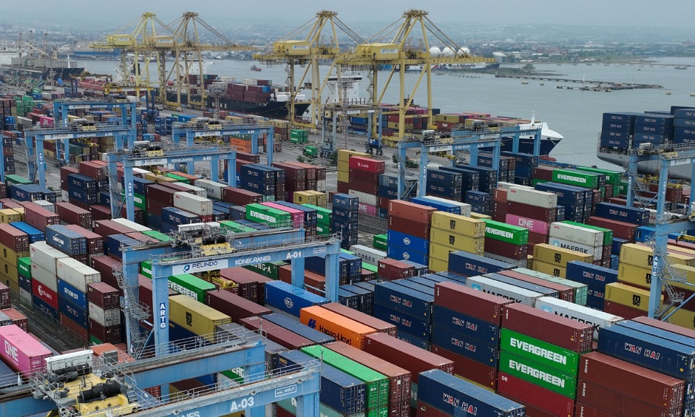 Sepanjang Tahun 2025, Arus Peti Kemas Tembus 13,34 Juta TEUs, Tumbuh 6,87 Persen