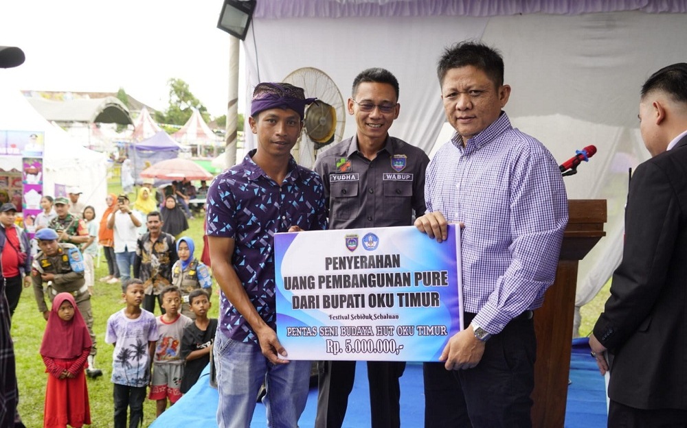 Angkat Kelestarian Seni Budaya, Bazar UMKM Zona II Belitang Resmi Dibuka