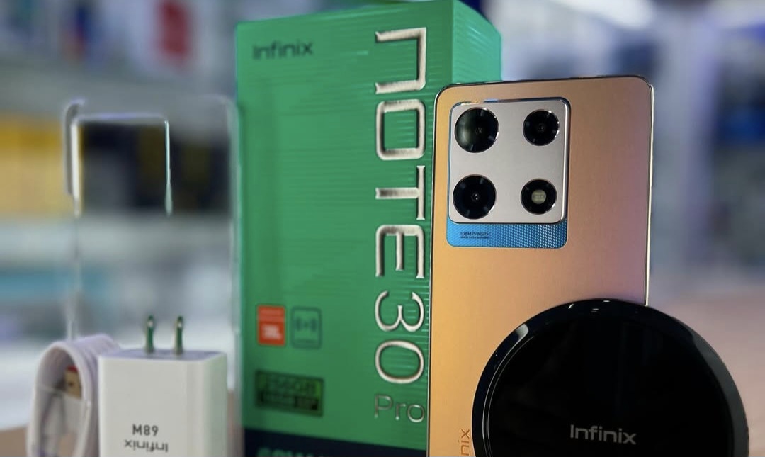 Infinix Note 30 Pro: Ponsel Kelas Menengah, Harga Sangat Terjangkau