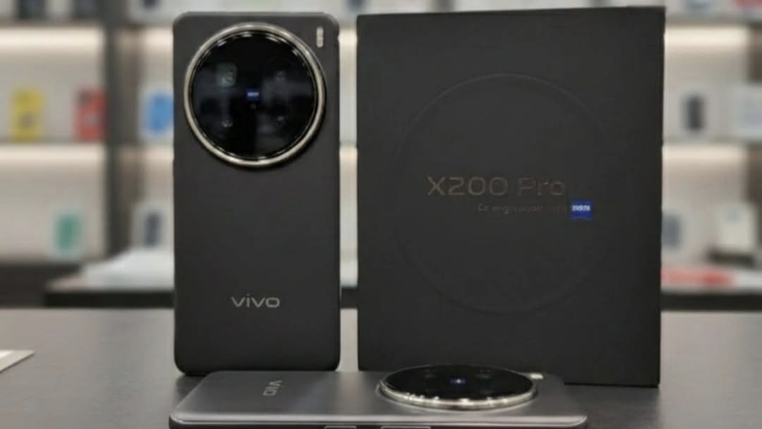 Vivo X200 Pro: 512GB Storage 16GB RAM, Media Tek Dimensity 9400, ZEISS Multifocal Camera, dan 6000mAh Battery