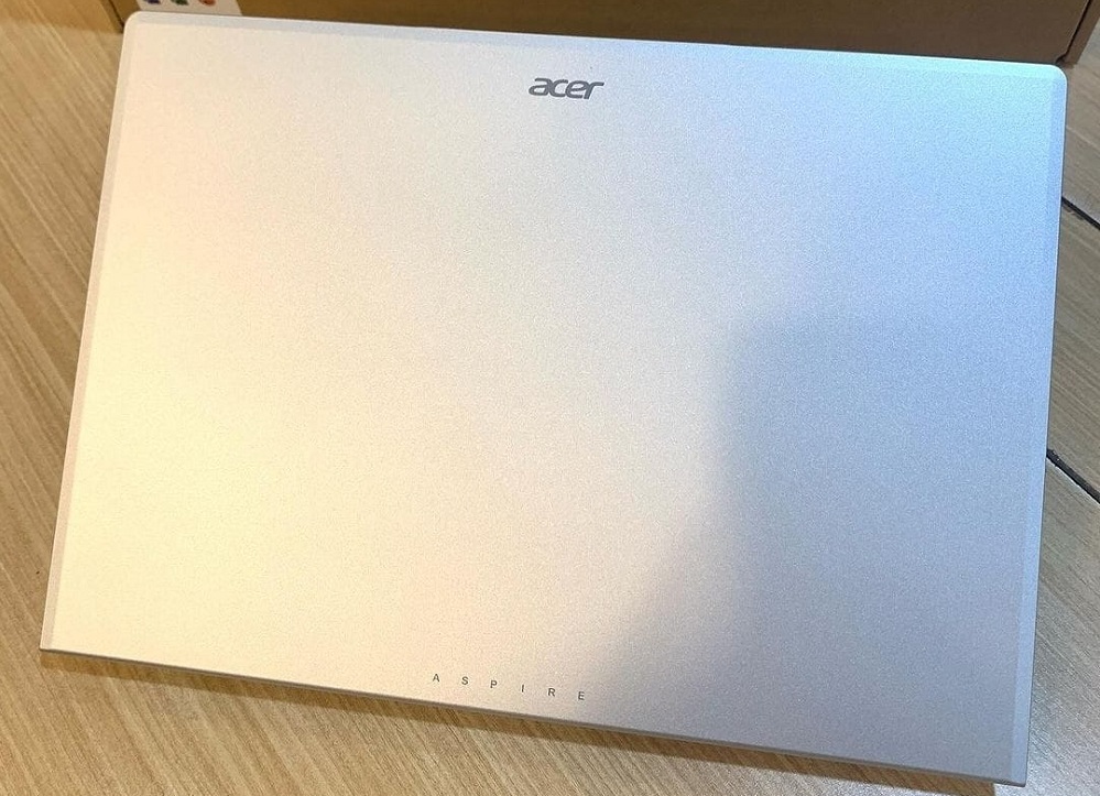 Meluncur dengah Harga Ramah Dikantong, Laptop Acer Aspire Lite Bawa Desain Tipis dan Bobot Ringan 