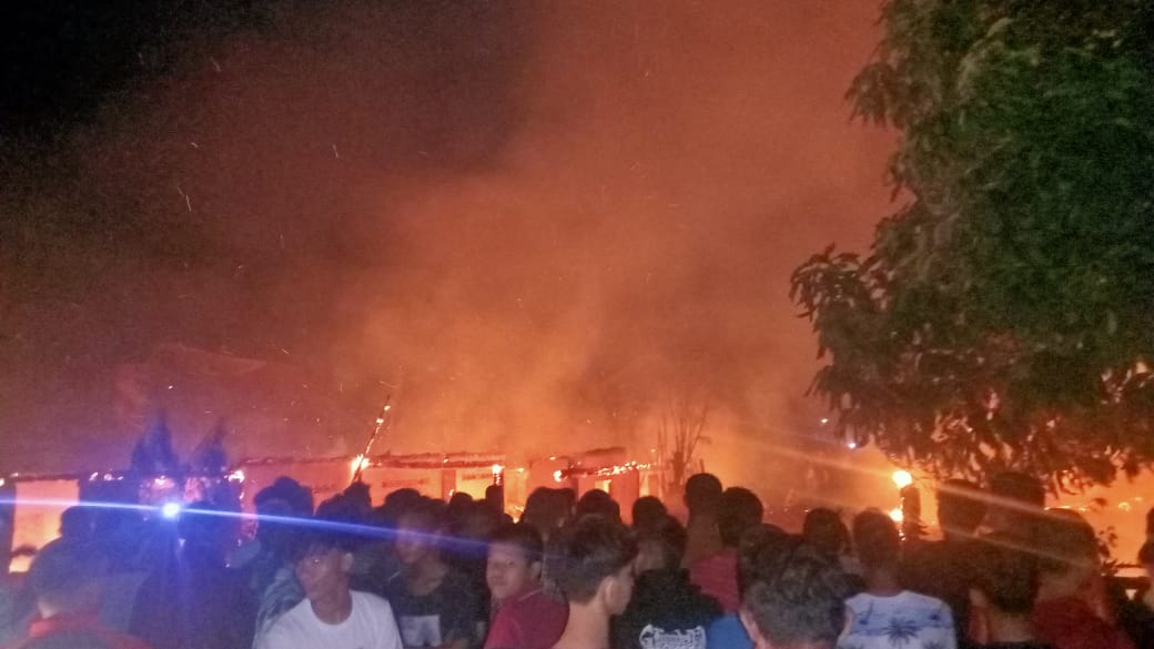 Si Jago Merah Mengamuk, Empat Rumah Warga Hangus Terbakar 