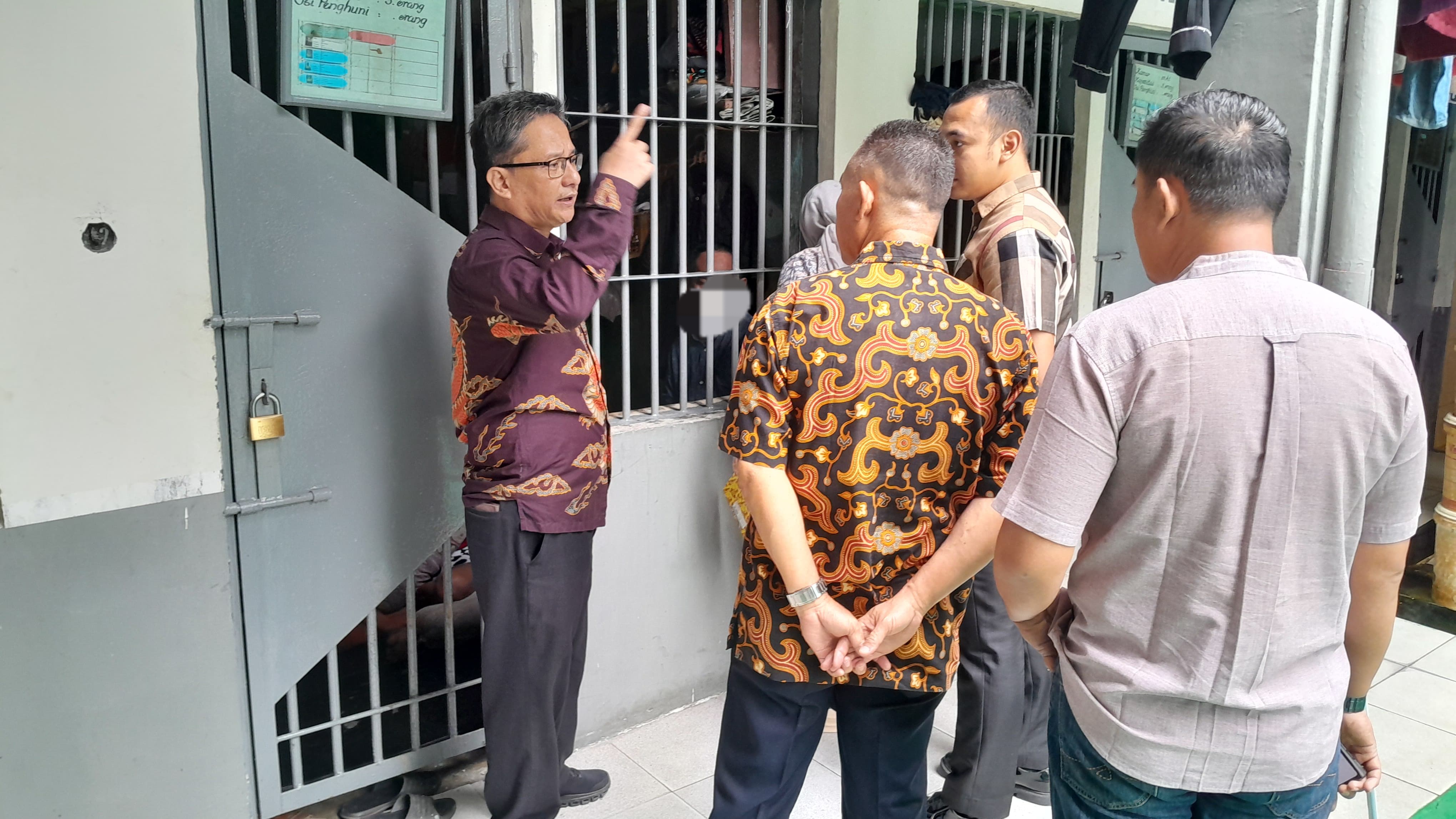 Kalapas Martapura Kontrol Blok Hunian, Pastikan Warga Binaan Sehat Aman dan Kondusif