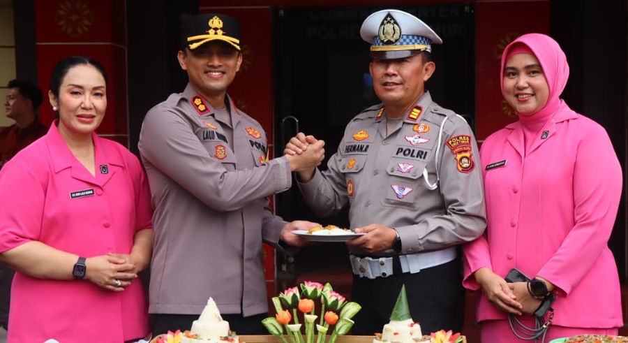 Peringati HUT Lalu Lintas Bhayangkara ke-71, Kapolres OKU Timur Tekankan Pelayanan Humanis dan Presisi
