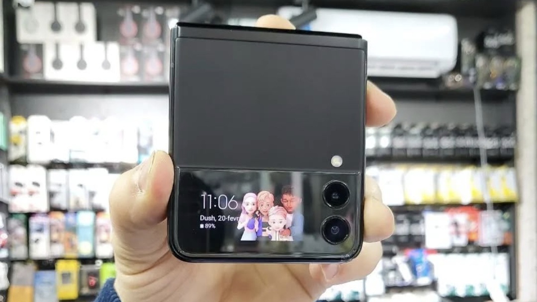 Samsung Galaxy Z Flip3 5G, Hp Lipat dengan Gaya yang Estetik 