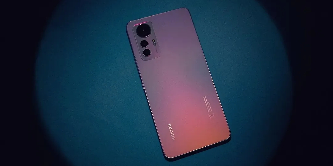 Xiaomi 12 Lite: Ponsel Canggih dengan Desain Mewah dan Performa Tangguh untuk Semua Kebutuhan Anda