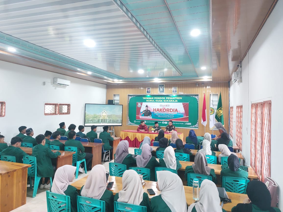 Jaksa Kejari OKU Timur Masuk Kampus UNUHA, Sosialisasikan Penyuluhan Hukum ke Mahasiswa 