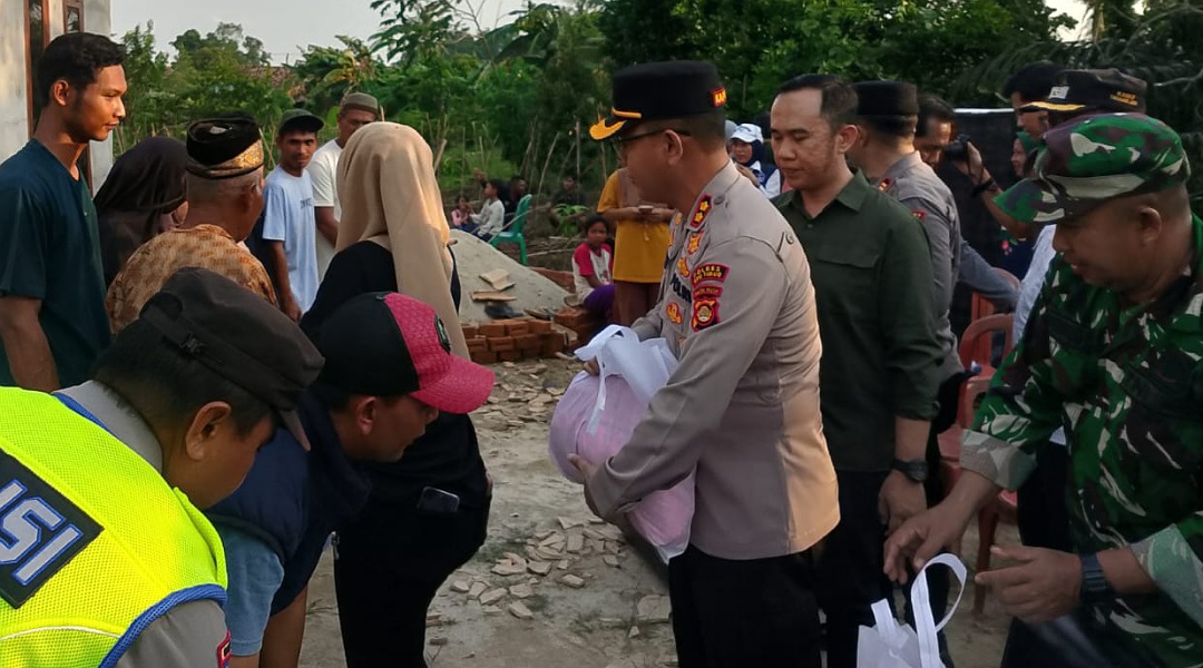 Polres OKU Timur Cek dan Bantu Korban Bencana Alam Angin Puting Beliung
