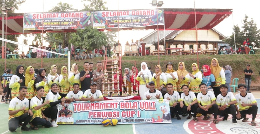 Turnamen Bola Voli di Ajang PERWOSI Cup 1