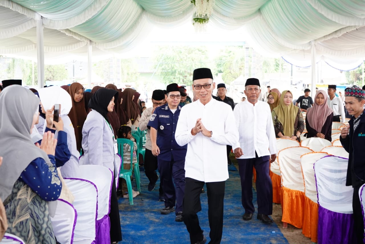 Mtq Wabup Yudha Tutup MTQ XII OKU Timur, Hadiah Umrah untuk Peserta Terbaik ...