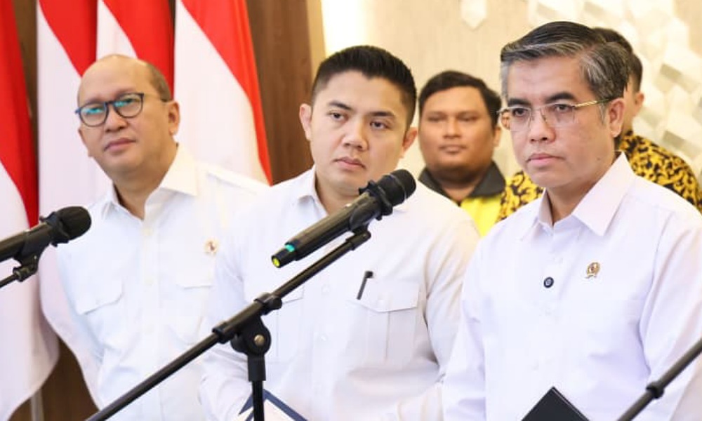 Menaker Tegaskan THR 2026 Wajib Dibayar Penuh, Tak Bisa Dicicil