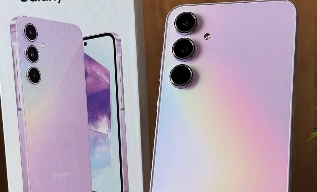 Perbedaan Oppo Reno12 F 5G Versus Samsung Galaxy A55 5G: Bawa Fitur Kelas Flagship, Mending Mana?