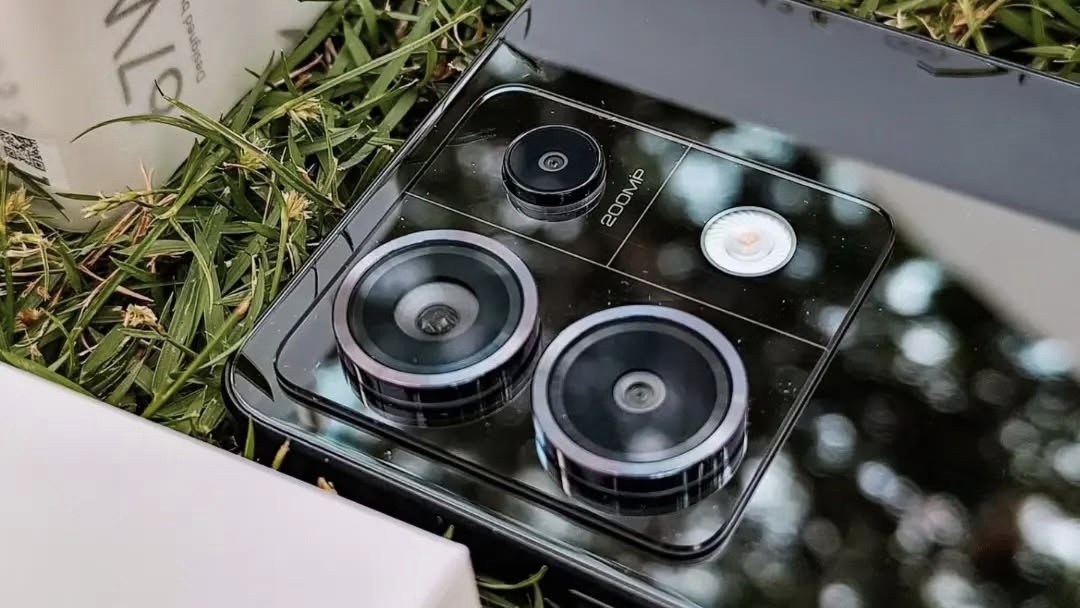 Redmi Note 13 Pro 5G: Android Kamera 200 MP, Chipset Ngebut, Baterai Jumbo