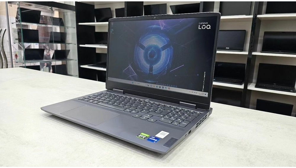 Review Lenovo LOQ, Laptop Cocok untuk Conten Creator dengan Layar Lebar Performa Tangguh