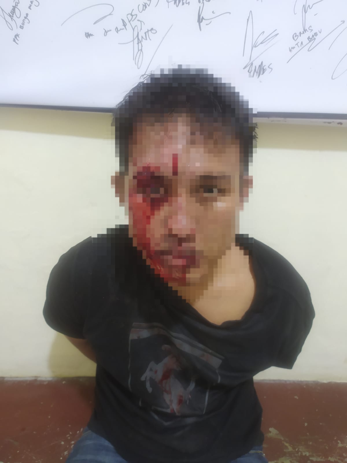 Kejahatan Menggila, Dua Warga Ditusuk Gerandong, Berakhir Ditangkap Massa