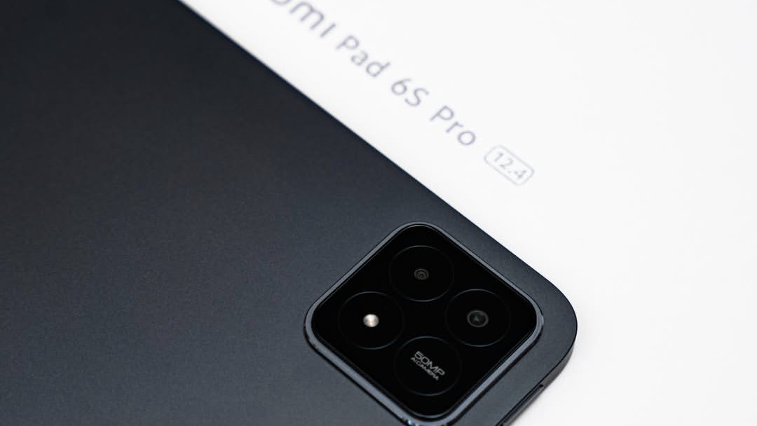Xiaomi Pad 6S Pro 12.4: Tablet Flagship yang Usung Kamera 50MP Jernih