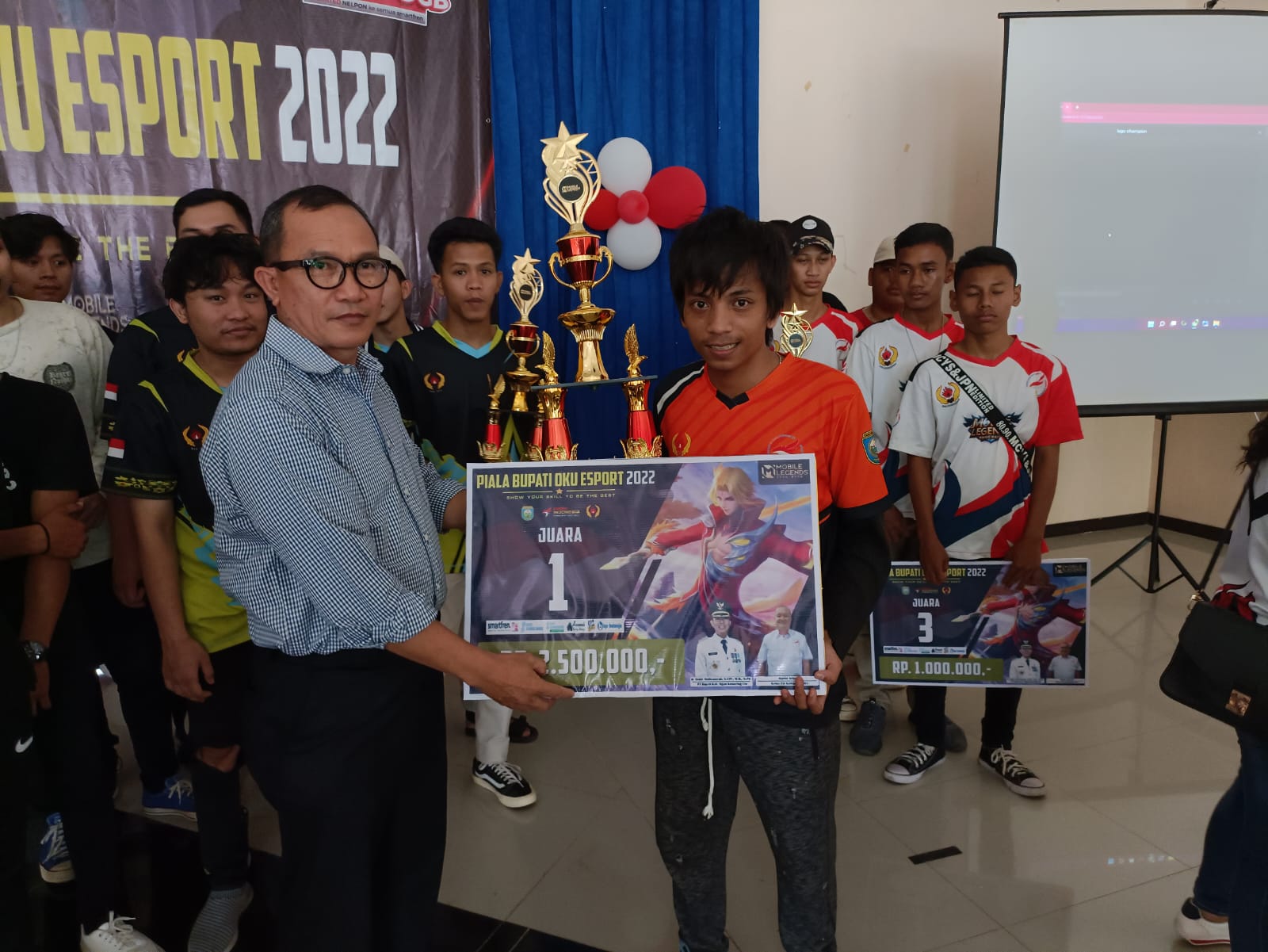 OKU Juara Umum Turnamen Esport Bupati Cup 2022