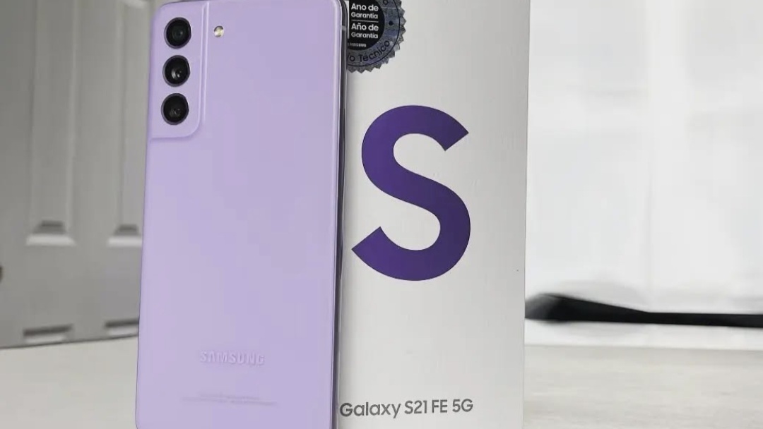 Samsung Galaxy S21 FE 5G: Rekomendasi Hp Terjangkau yang Mempunyai Spesifikasi Flagship