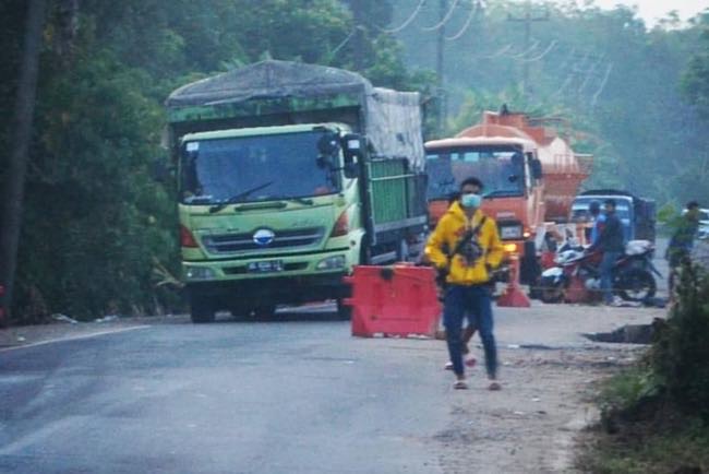 Pesan Asosiasi Pengusaha Truk Sumsel: Pungli Konsisten Meresahkan, Hari Ini Bersih Besok Malah Semakin Parah