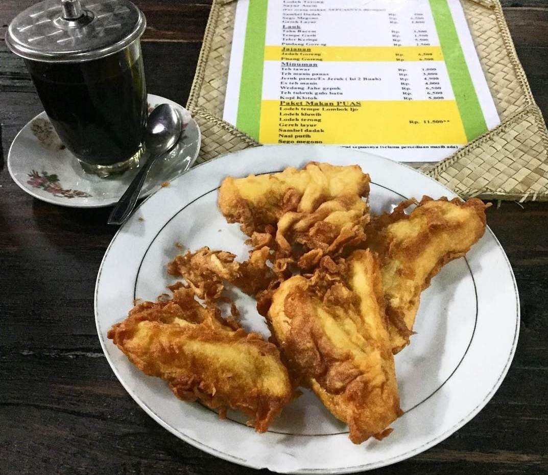 Cara Membuat Pisang Goreng Kopi Klotok, Pas Untuk Menemani Suasana Tahun Baru Bersama Keluarga