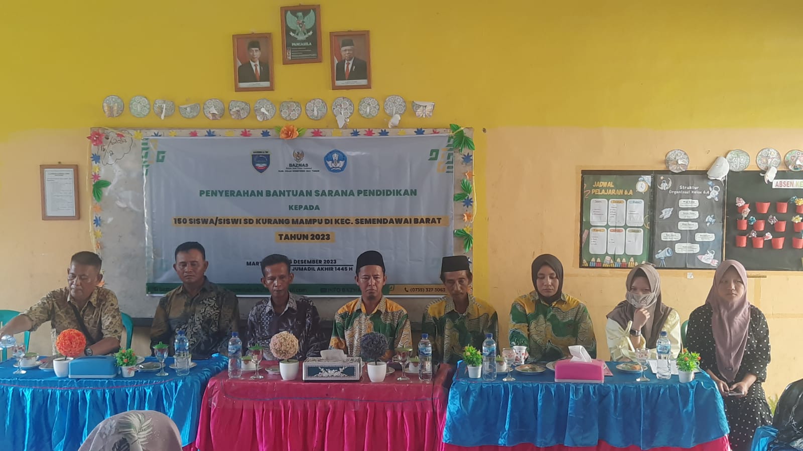 Selain Beasiswa dan Program Satu Keluarga Satu Sarjana, BAZNAS OKU Timur  Bantuan 150 Paket Sarana Sekolah