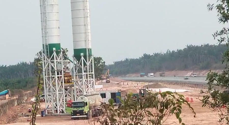 Progres Exit Tol Mataram Jaya KM 274 Terpeka, Pengendara Diimbau Waspada Penyempitan Jalur