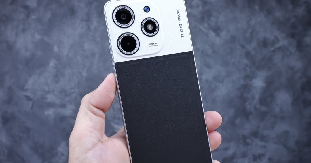 Tecno Spark 10 Pro: Desain Elegan dengan Finishing Premium yang Memikat