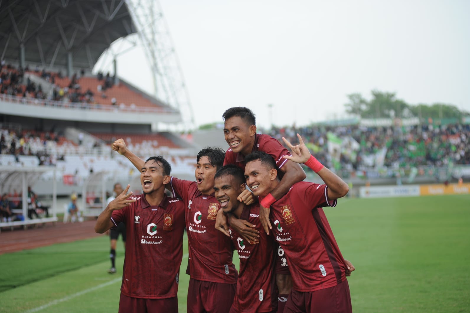Sriwijaya FC  Moncer Lagi, Gol Hattrick Habibi Permalukan PSDS, Begini Klasemen Sementara Pegadaian Liga 2 