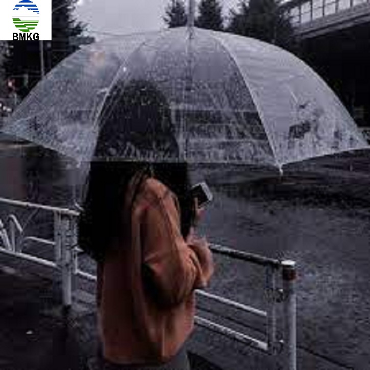 Perkiraan Cuaca di Sejumlah Wilayah Sumatera Selatan 1 Desember 2023, Muara Dua Waspadai Hujan Lebat dan Petir