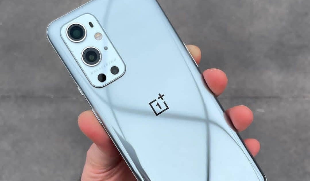 OnePlus 9 Pro: Snapdragon 888, Kamera Ultra-Wide, dan Desain Premium yang Bikin Mata Melek