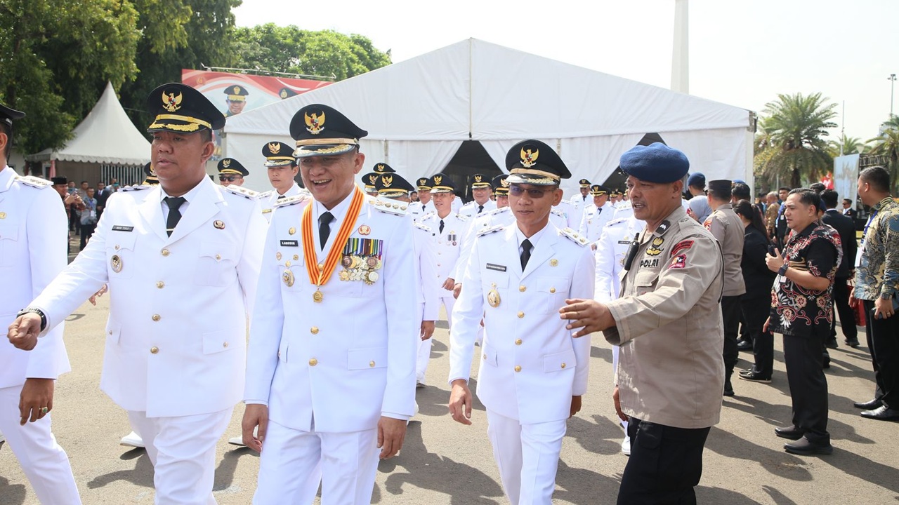 Enos-Yudha Resmi Dilantik Presiden RI Prabowo Subianto jadi Bupati OKU Timur