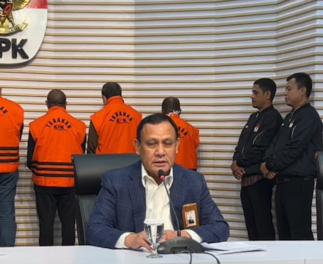 Ketua KPK Firli Bahuri Menggelar Konferensi Pers di Tengah Jadwal Panggilan Pemeriksaan oleh Polda Metro Jaya