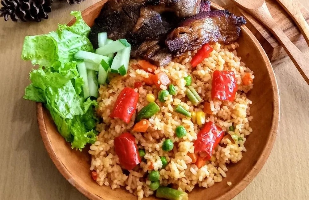 Kaya Akan Topping! Resep Nasi Goreng Oriental, Menu Makanan Praktis