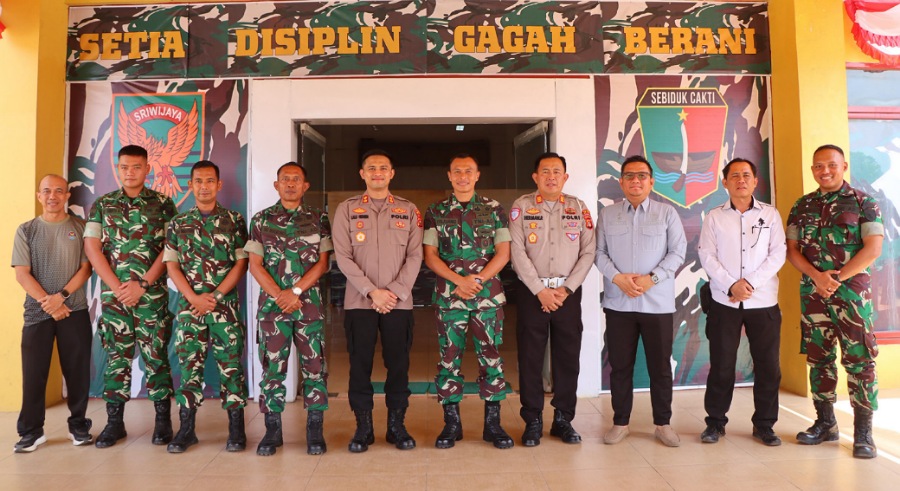 Mantapkan Sinergitas TNI-Polri, Kapolres OKU Timur Temui Komandan Brigif 46/SC