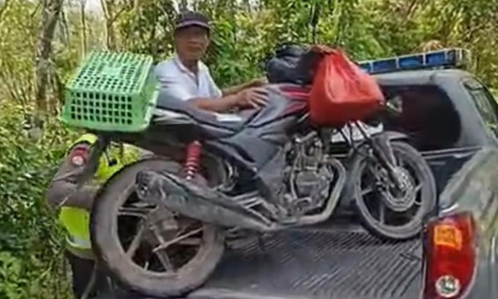 Pos Pengaman dan Pelayanan Idulfitri Madang Suku I OKU Timur Bantu Kendaraan Pemudik yang Mogok