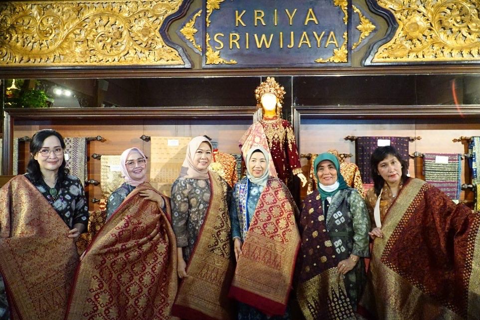 Rombongan Penasehat Dharma Wanita KKP RI Akui Kriya Sriwijaya Gagasan Feby Deru Sangat Bagus 