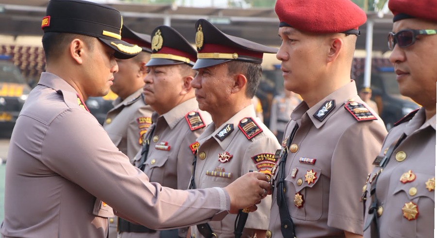 Mutasi di Polres OKU Timur, Kasat Reskrim hingga Kapolsek Buay Madang Resmi Berganti
