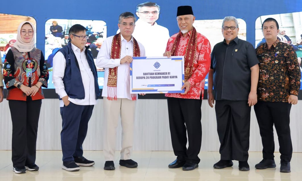 Kemnaker Salurkan Rp30,3 Miliar untuk Pemulihan Ekonomi Sumbar
