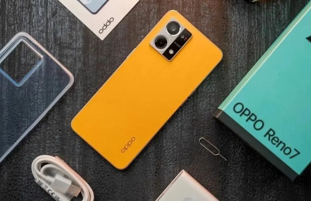 OPPO Reno7 4G: Smartphone Kelas Menengah dengan Kamera 64 MP Disertai Kemampuan 30x Microlens