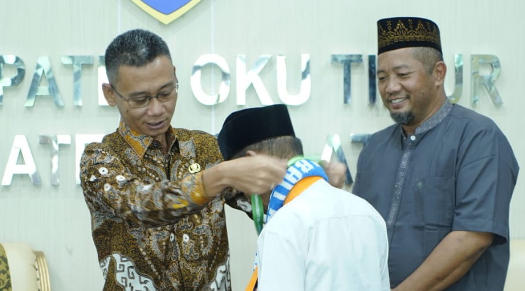 Wabup Yudha: Berprestasi di OKU Timur, 10 Jemaah diumrohkan