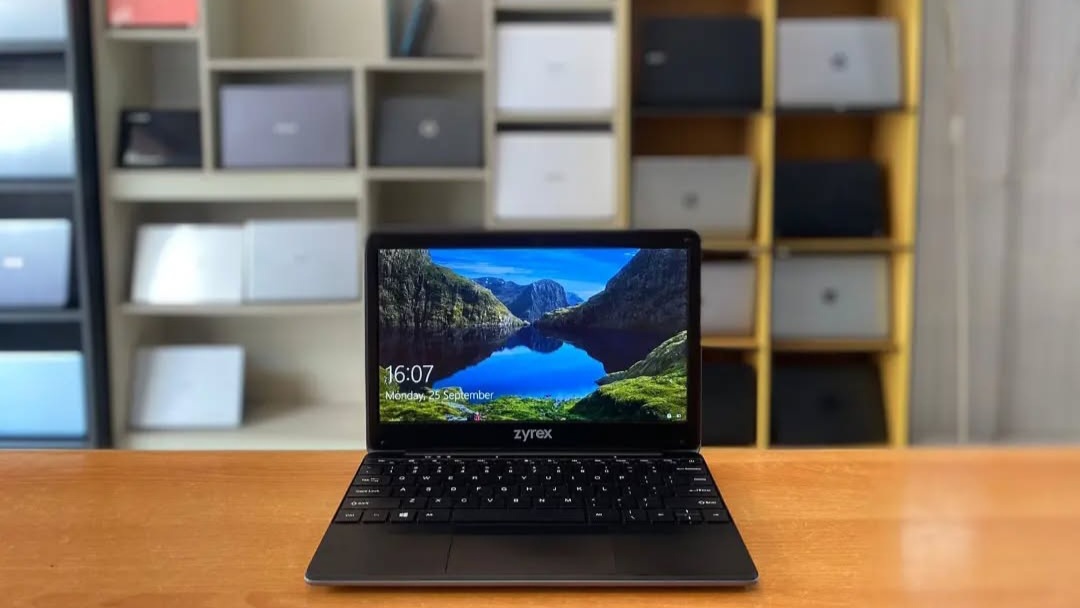 Zyrex Sky 232 Mini: Laptop Murah, Layar Lebar Full HD, Cocok untuk Nonton